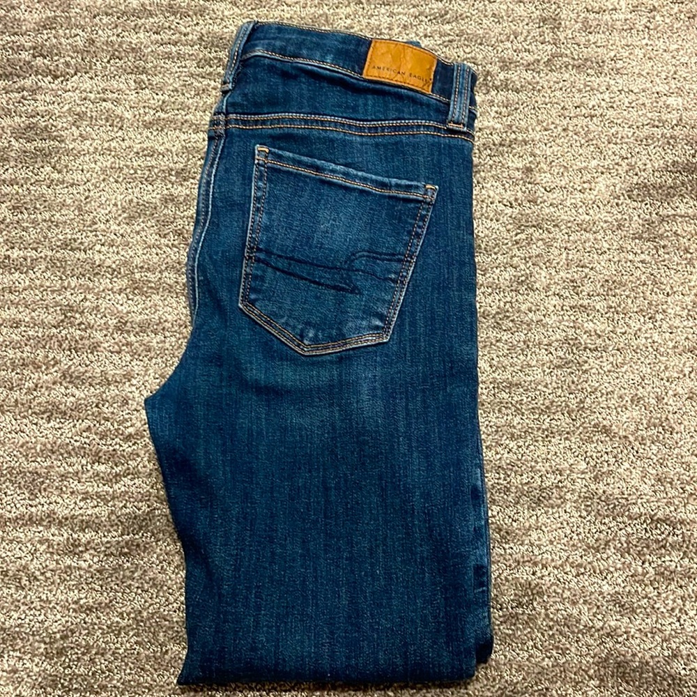 Women’s American Eagle jeans